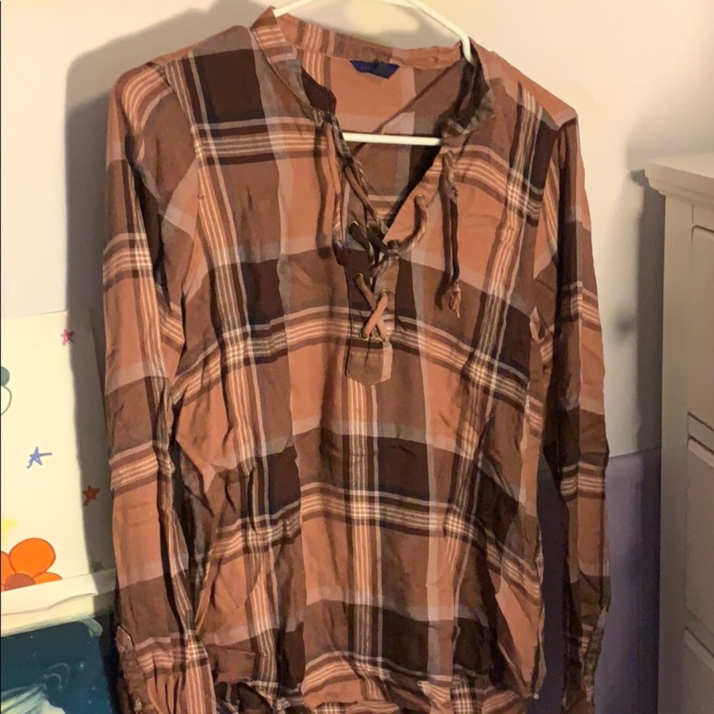 lace up plaid shirt